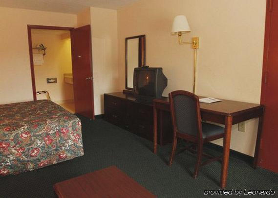 גרינווד Rodeway Inn חדר תמונה