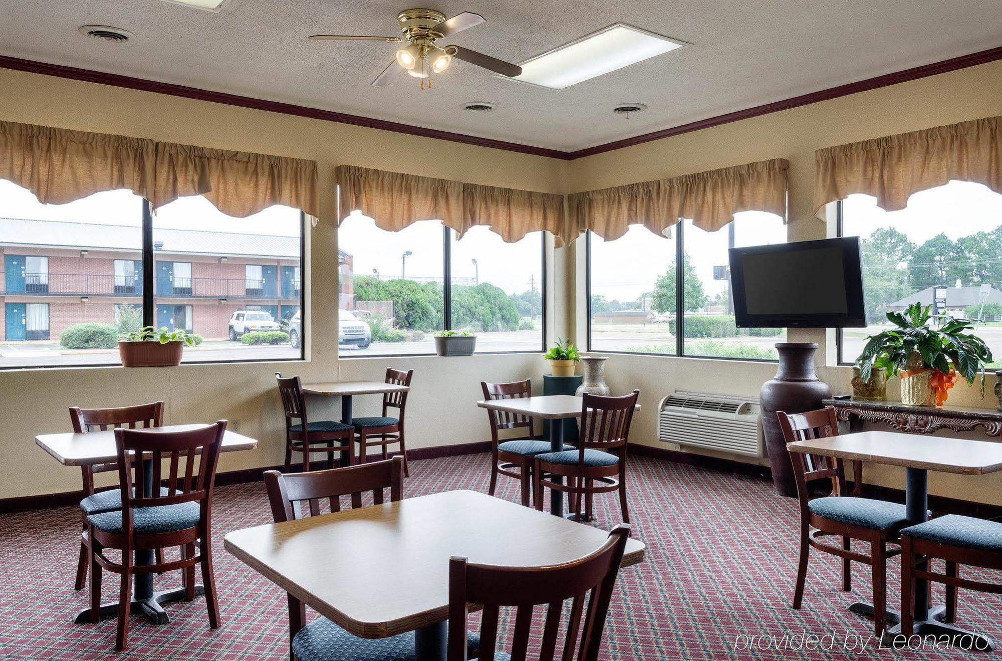 גרינווד Rodeway Inn מראה חיצוני תמונה